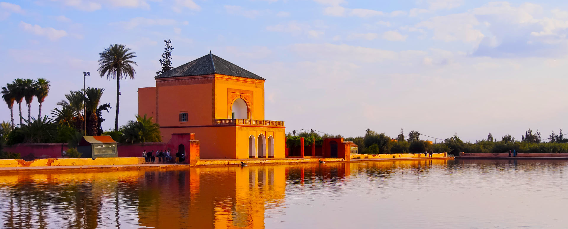10. Machen Sie einen romantischen Spaziergang in der Menara - Marrakesch